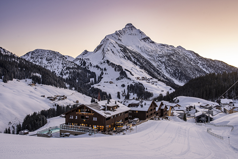 PURE Resort Warth-Arlberg located directly next to the skislope