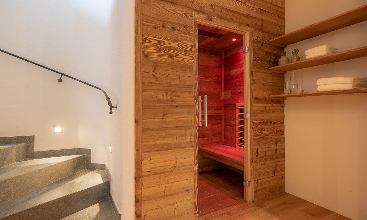 Mountain Chalet Plus | Family sauna